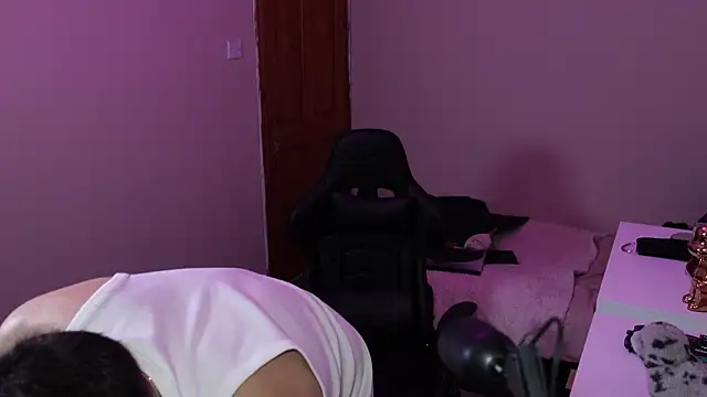 lucas kazimm online show from February 2025 07:42:02 PM