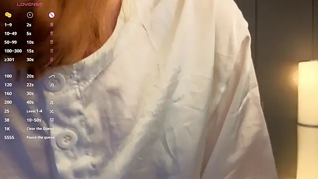 Snapshot of DarylBody chatting on September 2025 07:03:02 PM DarylBody online show from September 2025 07:03:02 PM