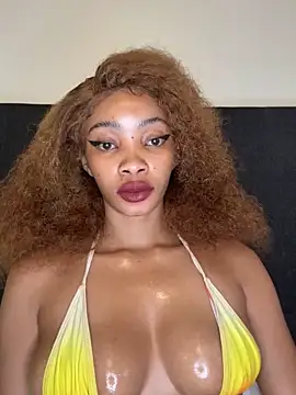 Snapshot of ZinaFreak chatting on October 2025 07:14:02 PM ZinaFreak online show from October 2025 07:14:02 PM