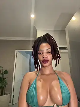 Snapshot of ZinaFreak chatting on October 2025 07:20:01 PM ZinaFreak online show from October 2025 07:20:01 PM