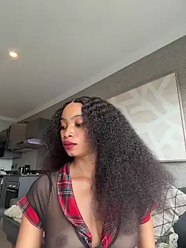 Snapshot of ZinaFreak chatting on October 2025 02:07:02 PM ZinaFreak online show from October 2025 02:07:02 PM