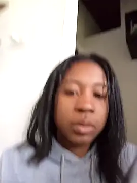 Snapshot of Zaira_Rose_ chatting on October 2025 12:50:01 PM Zaira Rose online show from October 2025 12:50:01 PM