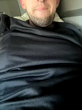 Snapshot of Eriic8888 chatting on October 2025 11:38:02 AM Eriic8888 online show from October 2025 11:38:02 AM