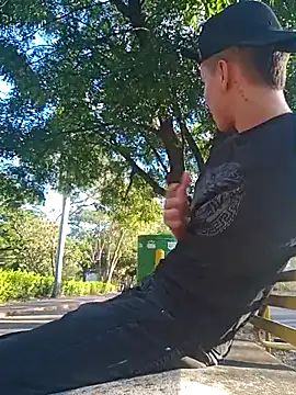 arevalo1124 online show from September 2025 09:42:01 PM