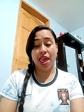 kamila lovee online show from November 2025 08:32:01 PM