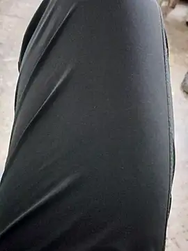 suggest121 online show from March 2025 01:45:01 PM