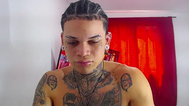 hot man05 online show from October 2025 05:19:02 PM