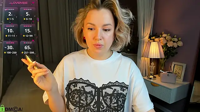 Snapshot of Nikki_Kai chatting on October 2025 12:55:01 AM Nikki Kai online show from October 2025 12:55:01 AM