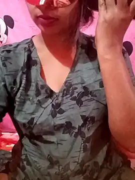 Sweety4u97 online show from February 2025 04:48:01 AM