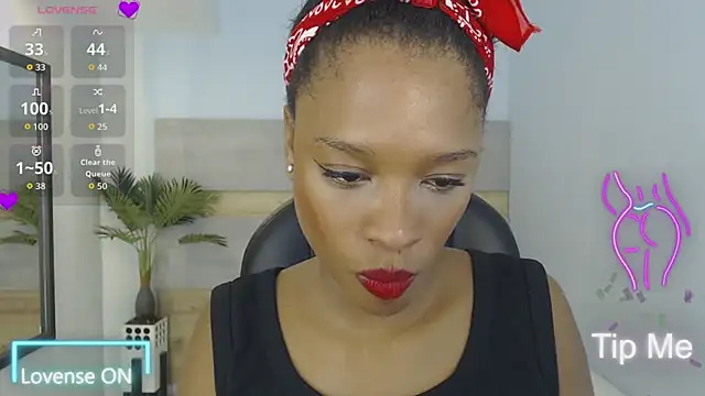 brendathompson  online show from October 2025 01:34:01 AM