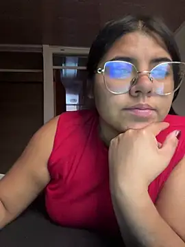 viccky vick online show from March 2025 09:59:01 PM