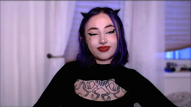 purplewitch online show from October 2025 12:58:01 PM