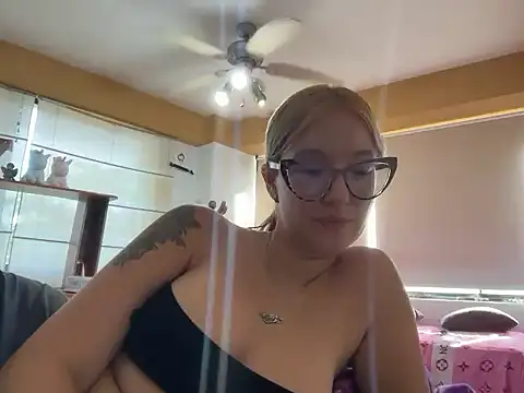 Mermaid-hana online show from September 2025 11:46:02 AM