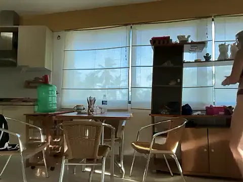 Mermaid-hana online show from September 2025 11:37:01 AM