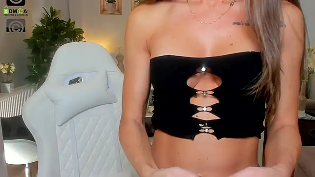 Anya-Ray online show from November 2025 02:07:02 PM