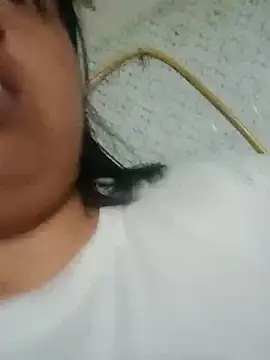 alexandraluv online show from October 2025 10:20:02 PM