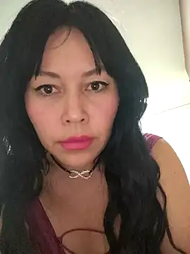 KellyPerlaxxx online show from October 2025 04:03:02 PM