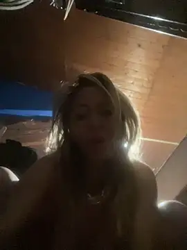 PistoleNellaFendi online show from November 2025 06:23:01 AM