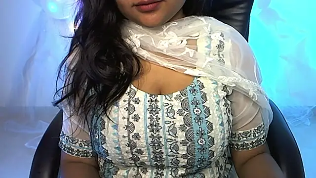 Snapshot of Kannu- chatting on February 2025 05:53:01 AM Kannu- online show from February 2025 05:53:01 AM