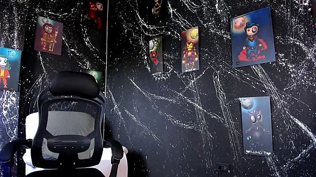 Snapshot of marcuscollins1_ chatting on February 2025 12:33:01 PM marcuscollins1 online show from February 2025 12:33:01 PM