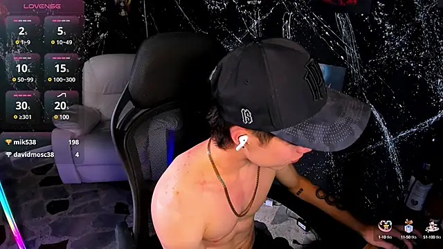 Snapshot of marcuscollins1_ chatting on February 2025 06:55:02 PM marcuscollins1 online show from February 2025 06:55:02 PM