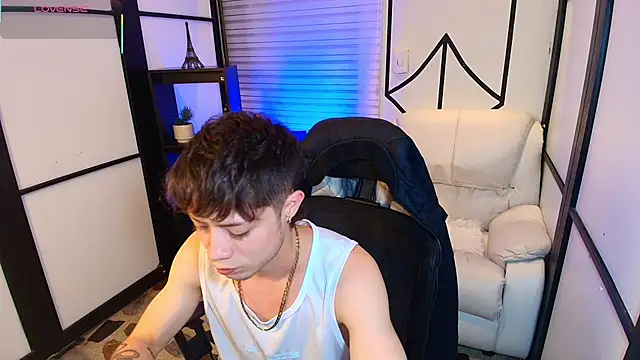 Snapshot of marcuscollins1_ chatting on February 2025 11:59:01 PM marcuscollins1 online show from February 2025 11:59:01 PM