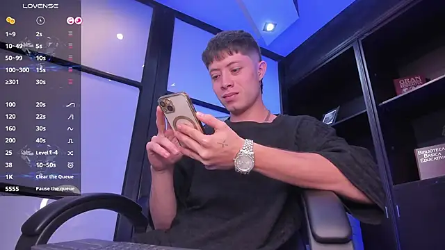 Snapshot of marcuscollins1_ chatting on October 2025 03:12:02 PM marcuscollins1 online show from October 2025 03:12:02 PM