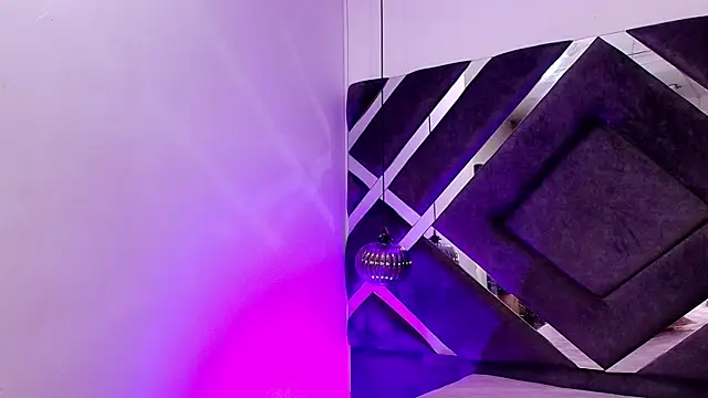 sara lopee1 online show from October 2025 12:01:02 PM