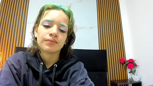 Snapshot of Annyrosee chatting on September 2025 02:11:01 PM Annyrosee online show from September 2025 02:11:01 PM