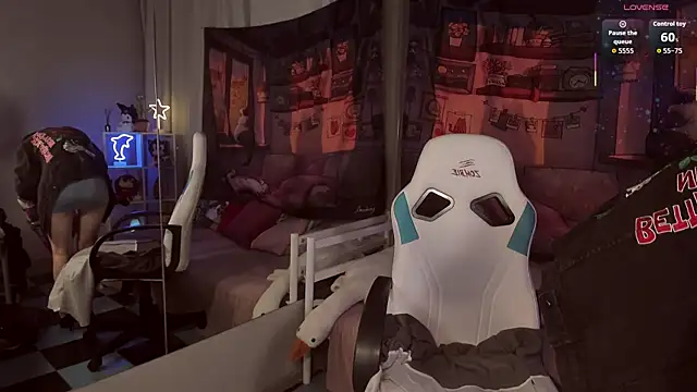 kaisajenner online show from September 2025 07:16:01 PM