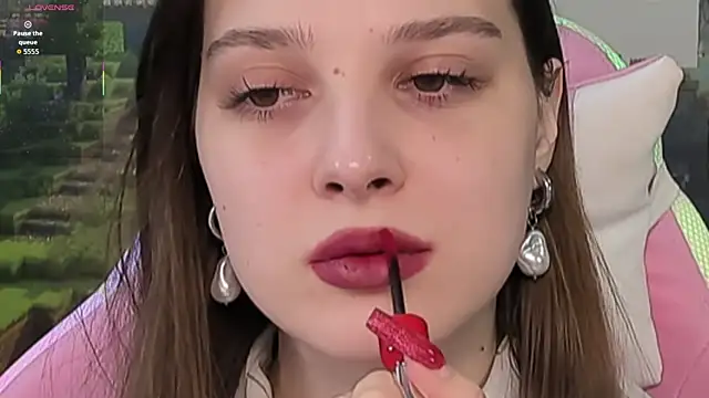 kaisajenner online show from October 2025 06:19:02 PM