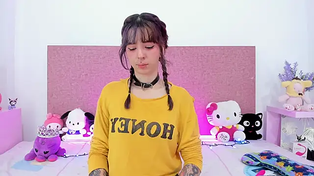 Snapshot of AriYokai chatting on March 2025 01:09:01 PM AriYokai online show from March 2025 01:09:01 PM