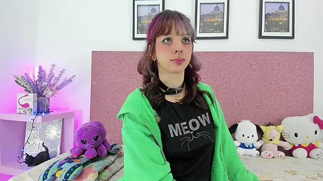 Snapshot of AriYokai chatting on March 2025 12:43:02 PM AriYokai online show from March 2025 12:43:02 PM