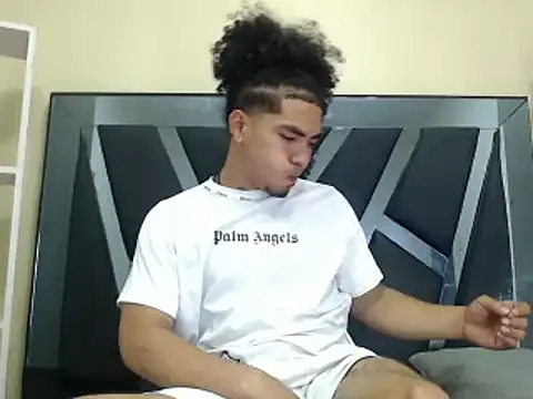 LihanJor 23 online show from February 2025 07:26:02 AM