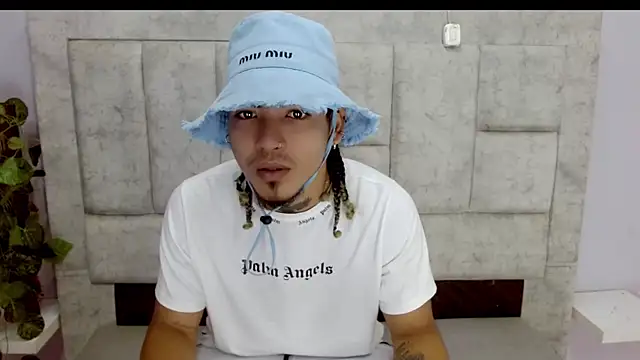 LihanJor 23 online show from September 2025 12:59:02 PM