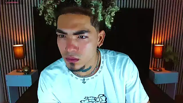 LihanJor 23 online show from October 2025 01:11:01 PM