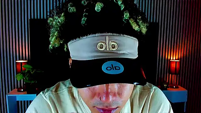 LihanJor 23 online show from October 2025 01:01:01 PM