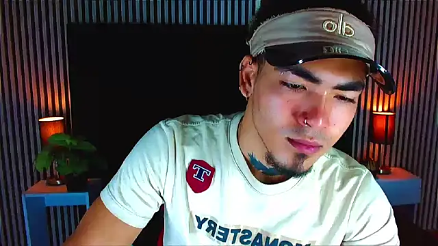 LihanJor 23 online show from October 2025 01:56:02 PM