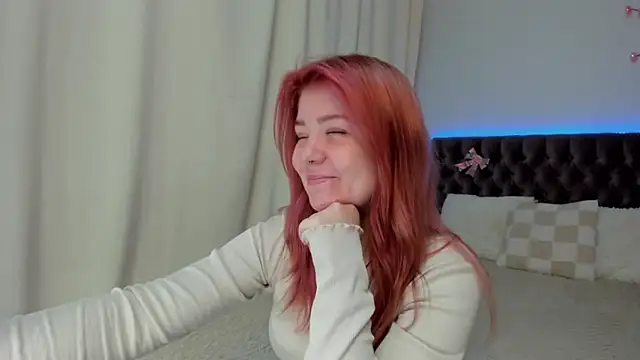 Ella Mayers online show from October 2025 11:40:02 AM