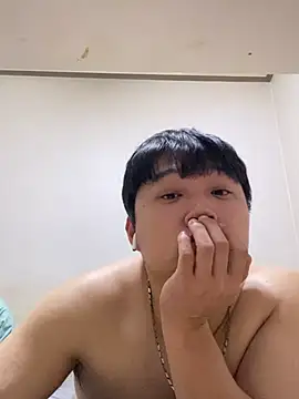 offwhite777 online show from February 2025 06:38:01 PM