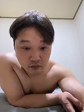 offwhite777 online show from February 2025 08:22:01 PM