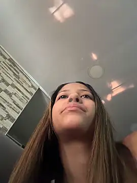 Snapshot of vicky_bass chatting on November 2025 09:26:02 PM vicky bass online show from November 2025 09:26:02 PM