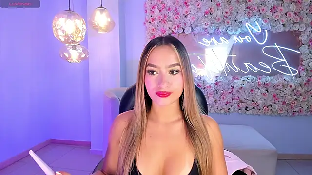 AmaiaHaywood online show from October 2025 11:53:01 PM