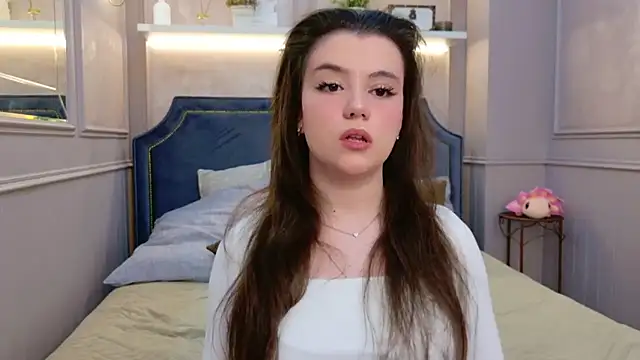 Pauline Heaven online show from November 2025 05:29:02 AM