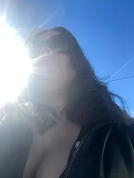 Snapshot of laarti chatting on October 2025 01:19:01 PM laarti online show from October 2025 01:19:01 PM