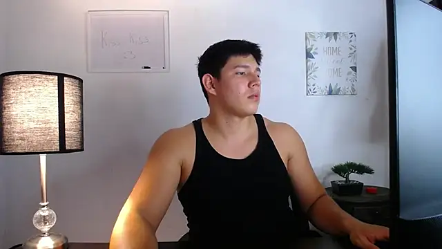 JamesCr  online show from October 2025 12:44:02 AM