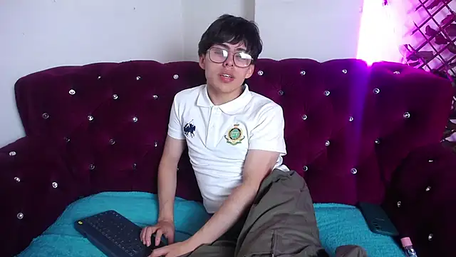 PepperTwink online show from February 2025 01:28:01 PM
