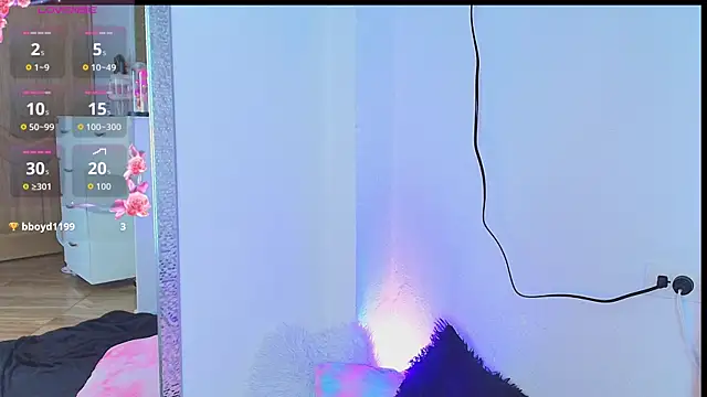 Snapshot of maddie_18 chatting on November 2025 12:22:02 AM maddie 18 online show from November 2025 12:22:02 AM