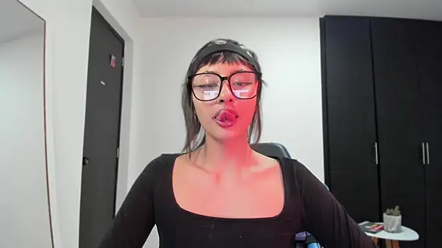 Snapshot of ggor4w33 chatting on October 2025 10:56:02 AM ggor4w33 online show from October 2025 10:56:02 AM