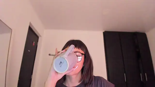 Snapshot of ggor4w33 chatting on October 2025 11:51:02 AM ggor4w33 online show from October 2025 11:51:02 AM